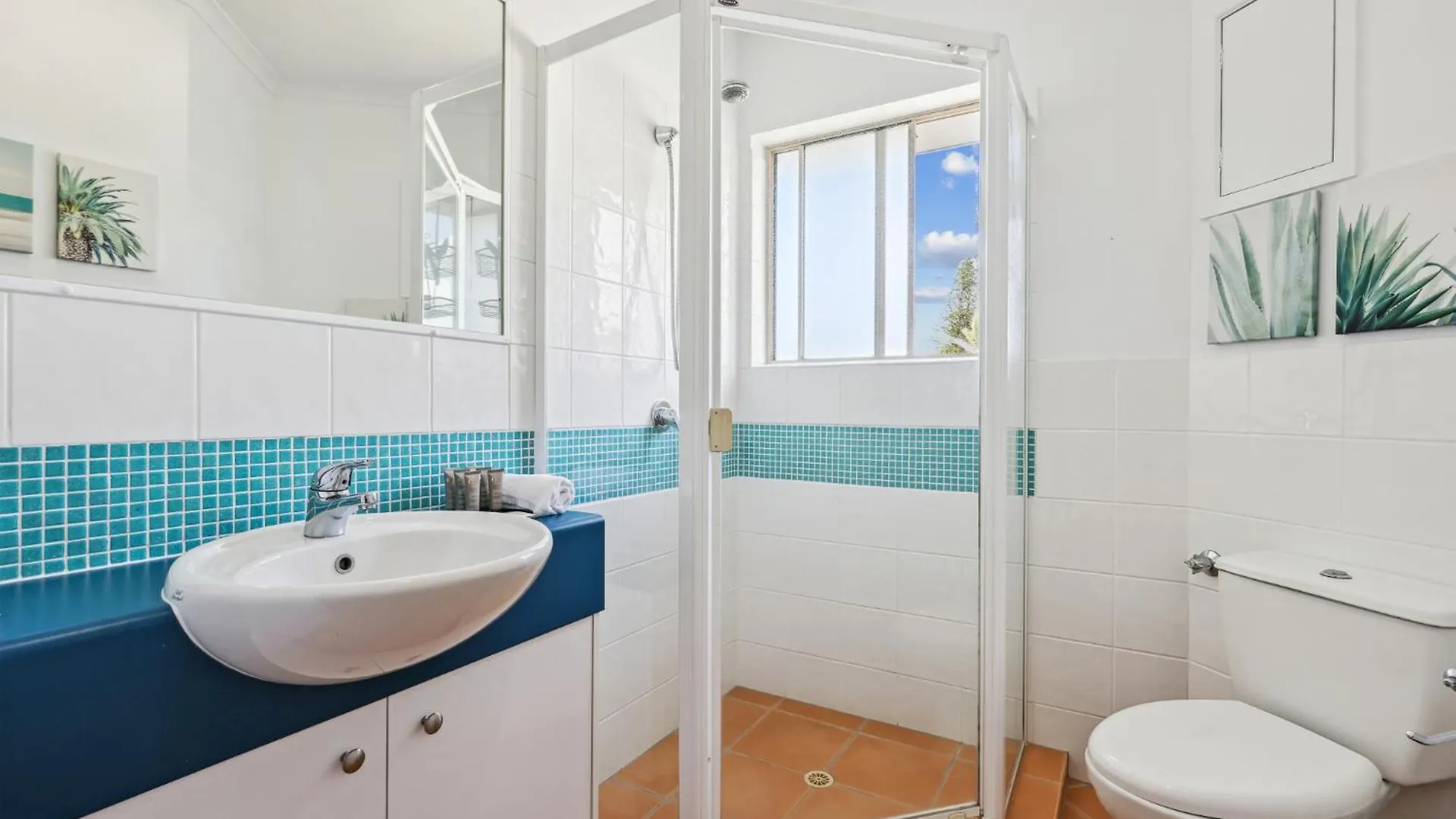 Oceanside Apartment With Views Of Yaroomba Beach